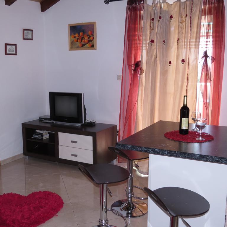 Apartmani Rita Milna  Bagian luar foto