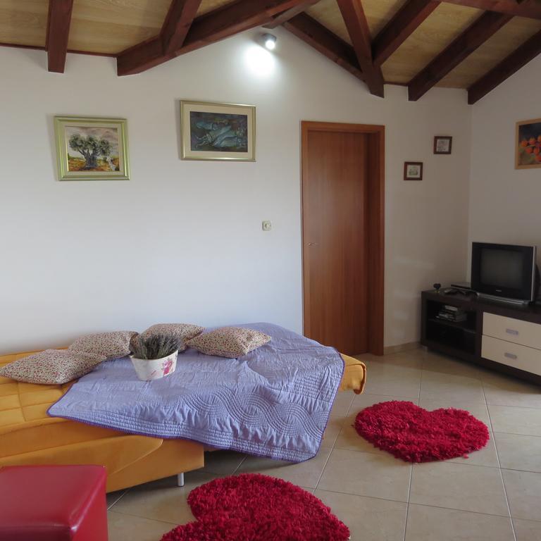 Apartmani Rita Milna  Bagian luar foto