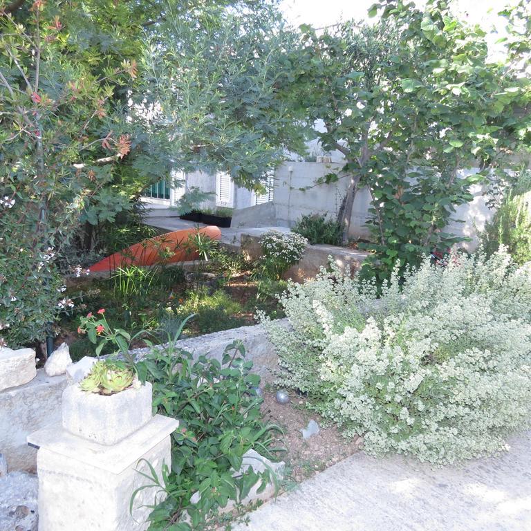 Apartmani Rita Milna  Bagian luar foto