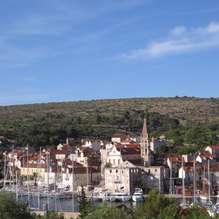 Apartmani Rita Milna  Bagian luar foto